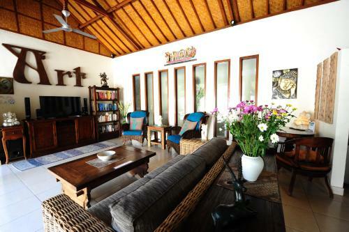 Villa Bulan Mas