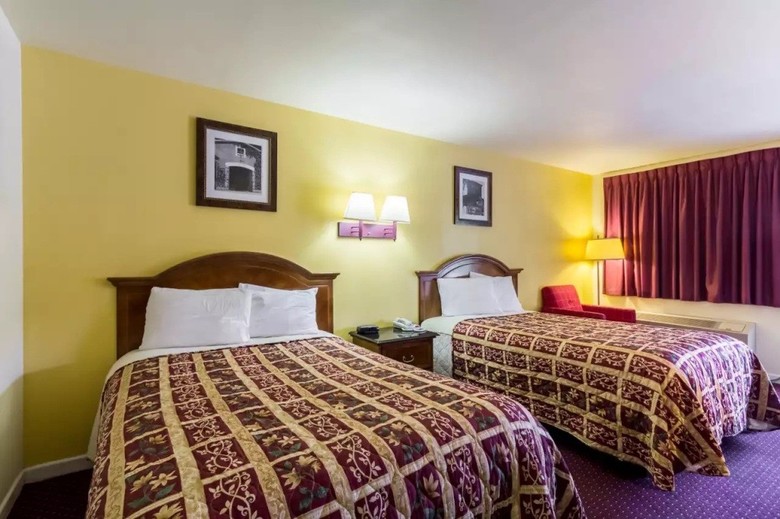 Hotel Rodeway Inn At Six Flags