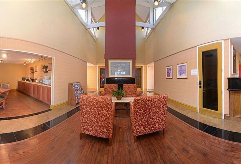 Hotel Rodeway Inn & Suites Fiesta Park