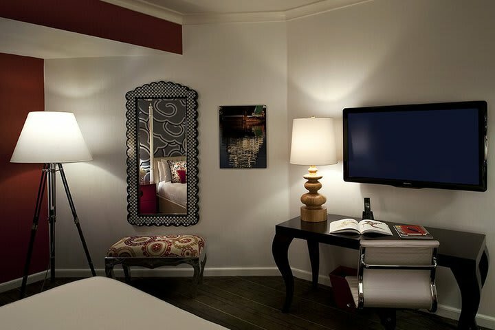 Hotel Monaco
