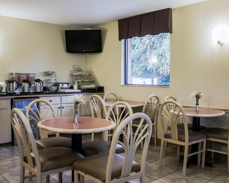 Hotel Comfort Inn