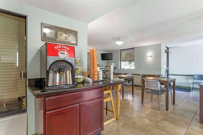 Hotel Comfort Inn