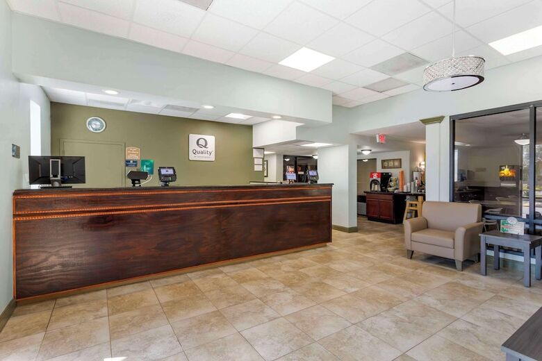 Hotel Comfort Inn