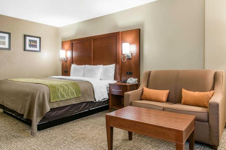 Hotel Comfort Inn Airport