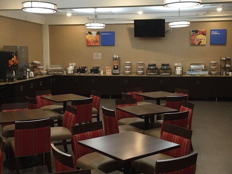Hotel Comfort Inn Airport