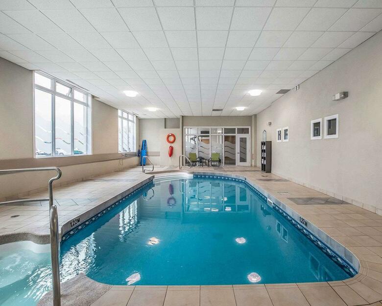 Hotel Quality Suites Drummondville
