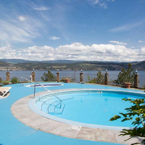 Hotel Lake Okanagan Resort