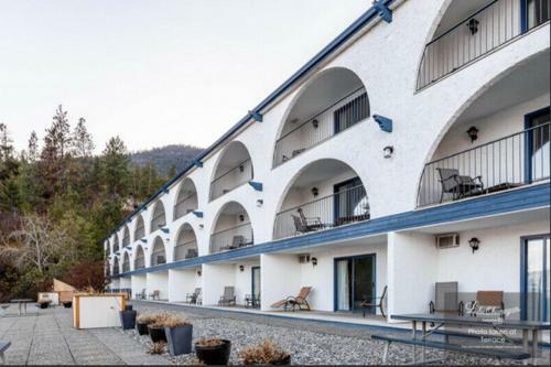 Hotel Lake Okanagan Resort