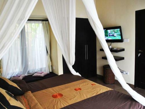 Tanjung Lima Villa