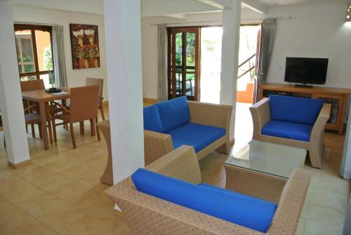 Kura Kura Villas