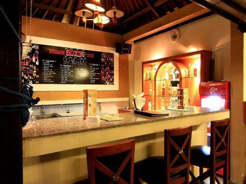 Hotel Kuta Lagoon Resort And Pool Villas