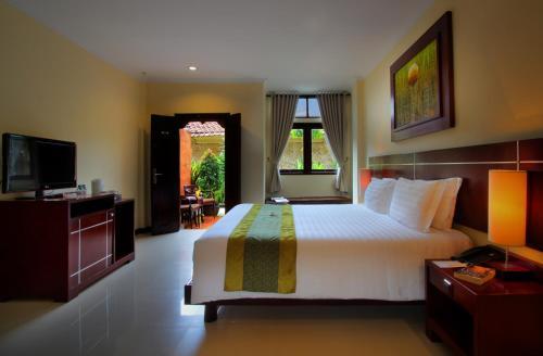 Hotel Adi Dharma Cottages