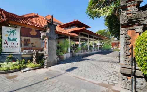 Hotel Adi Dharma Cottages