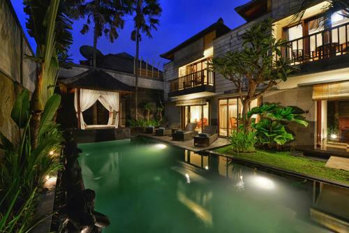 The Khayangan Dreams Villa, Seminyak
