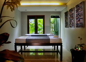 Royal Kamuela At Monkey Forest Ubud - Villas And Spa