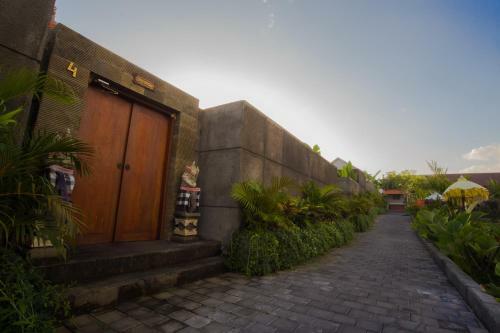 Hostal Rama Village