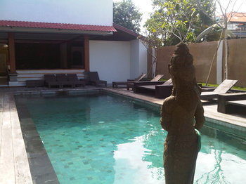 Hostel Mirah