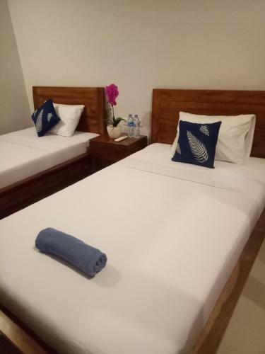 Hostal Suryadina Guest House