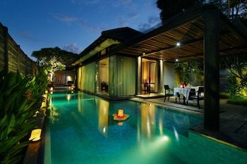 Javana Royal Villas