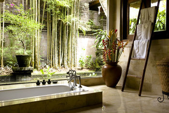 Hotel Warwick Ibah Luxury Villas & Spa