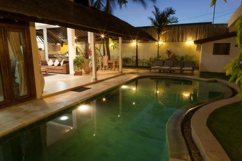Aisha Family Villa