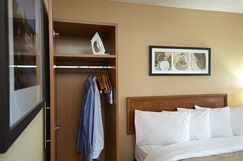 Hotel Comfort Inn Winnipeg Airport