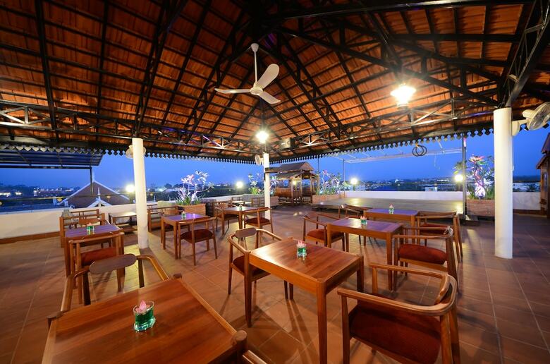 Royal Crown Hotel