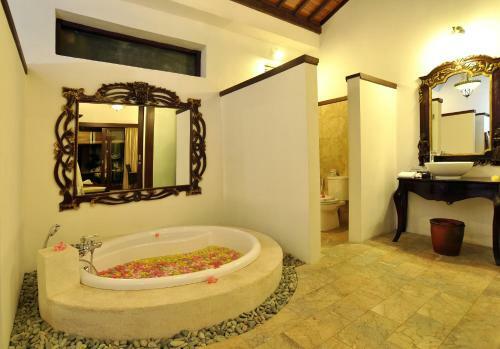 Bed & Breakfast Puri Mas Spa Resort