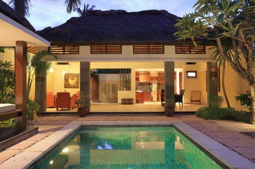 Bed & Breakfast Puri Mas Spa Resort