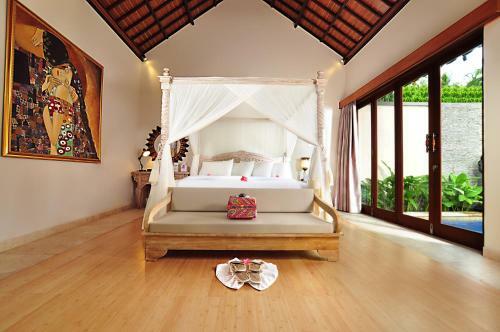 Bed & Breakfast Puri Mas Spa Resort