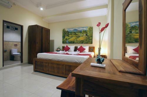 Hostal Pondok Loris Guest House