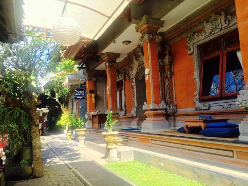 Ode Hostel