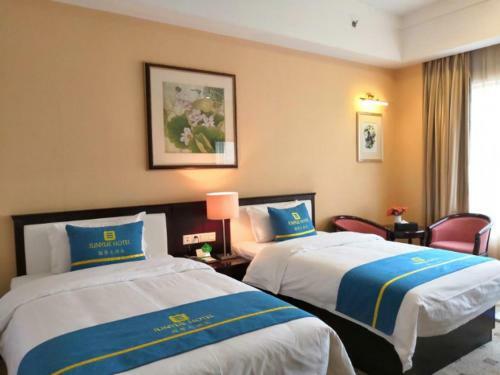 Junyue Hotel