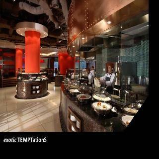 Hotel Renaissance Kuala Lumpur