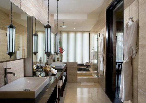Hotel The Seminyak Beach Resort & Spa