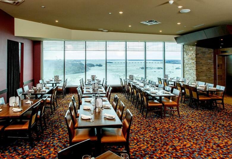Hotel Embassy Suites Niagara Falls - Fallsview