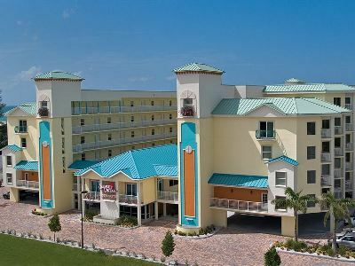Hotel Sunset Vistas Beachfront Suites
