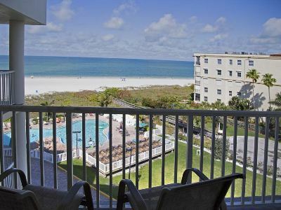 Hotel Sunset Vistas Beachfront Suites