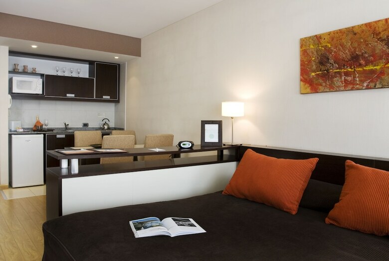Hotel Ayres De Recoleta