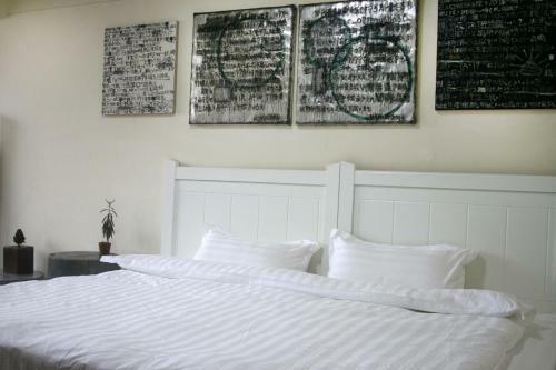 Hostal Home Space Art Guesthouse