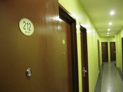 Hotel Bary Inn, Klia And Klia2