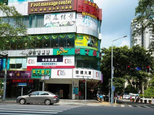 Waifiden Grand Easter International Apartment