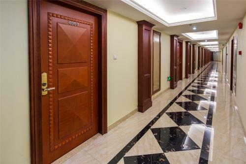 Waifiden Grand Easter International Apartment