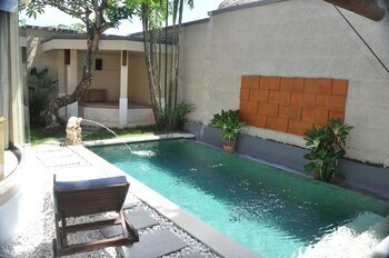 D'alang Alang Villas