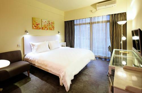 Hotel Yanjiang East Garden Inn