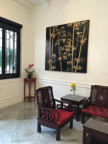 Hotel Heeren Palm Suites