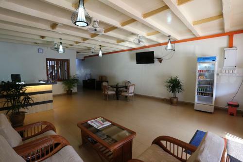 Tengkera Hotel