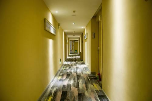 Denise Hotel Apartment(shangxiajiu Branch)