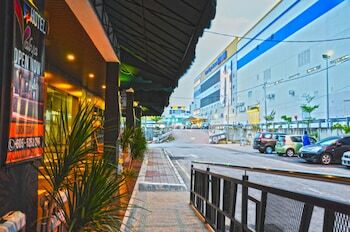 Valya Hotel