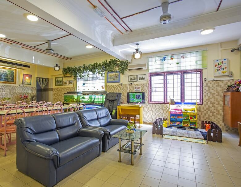 Coastal Park Hotel